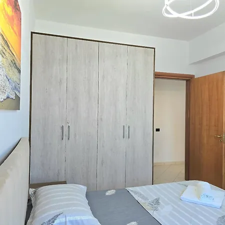 Sunny 080 Apartment *