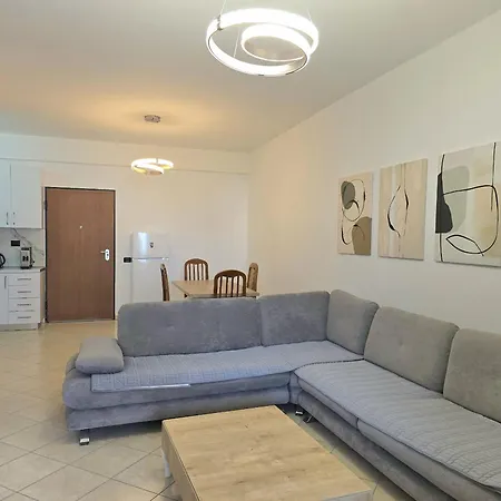 Sunny 080 Apartment *