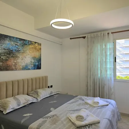 Sunny 080 Apartment Durres